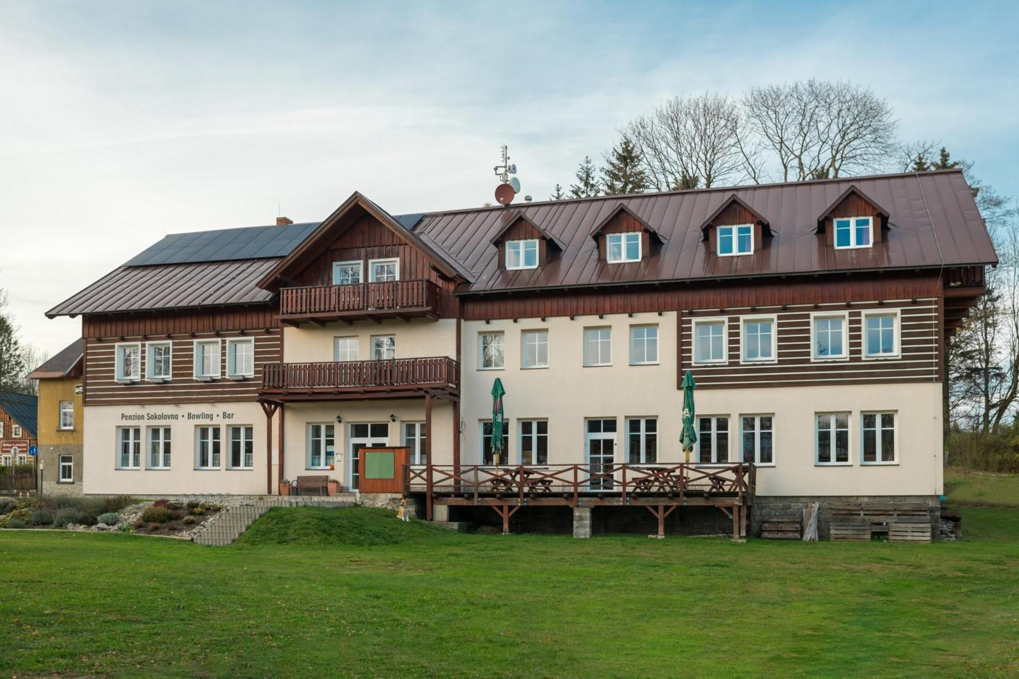 Penzion Sokolovna Korenov Exterior photo